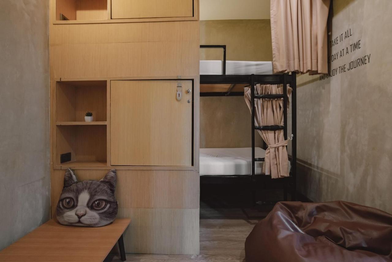 Cazz Hostel Bangkok Extérieur photo