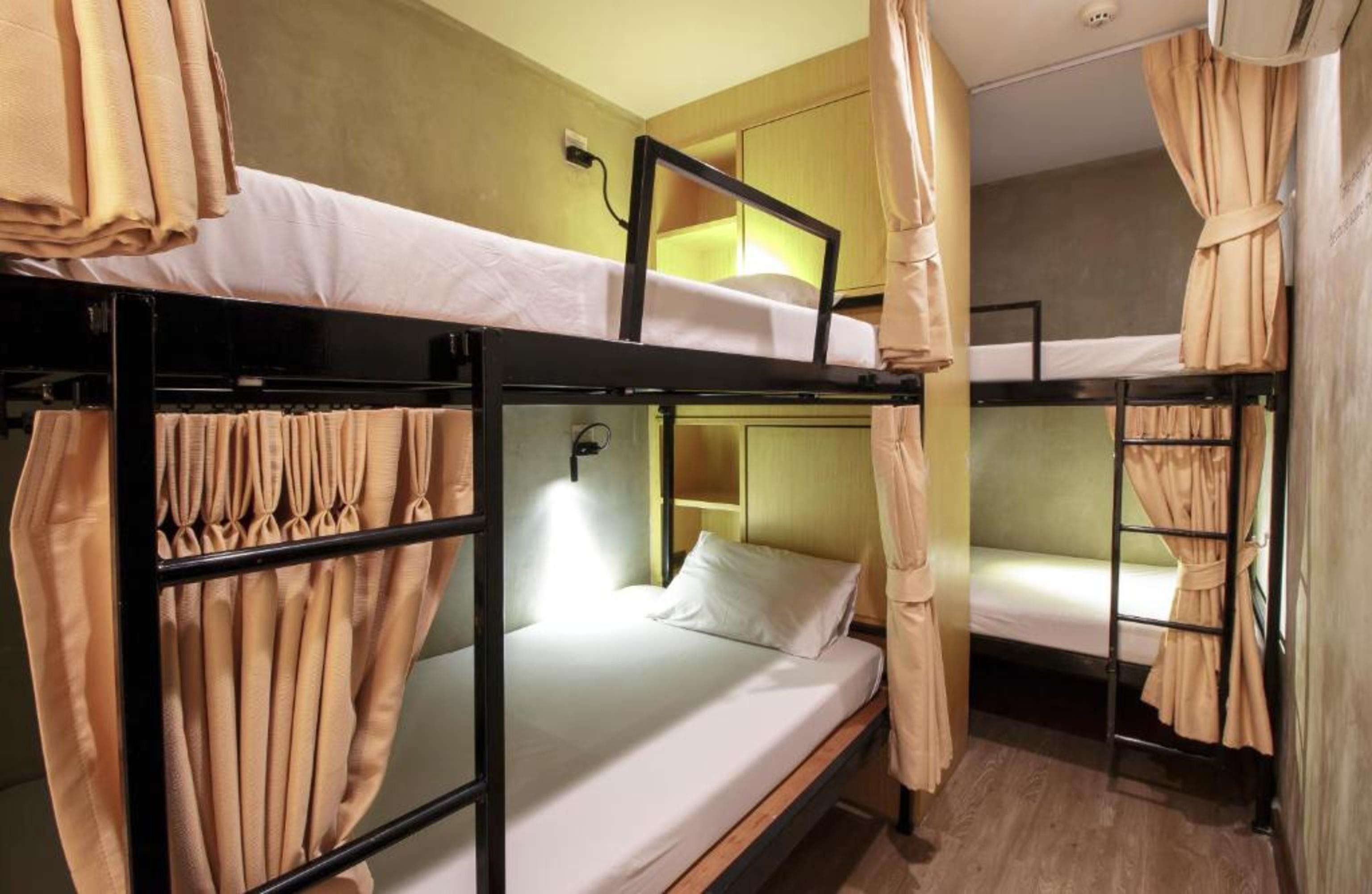 Cazz Hostel Bangkok Extérieur photo