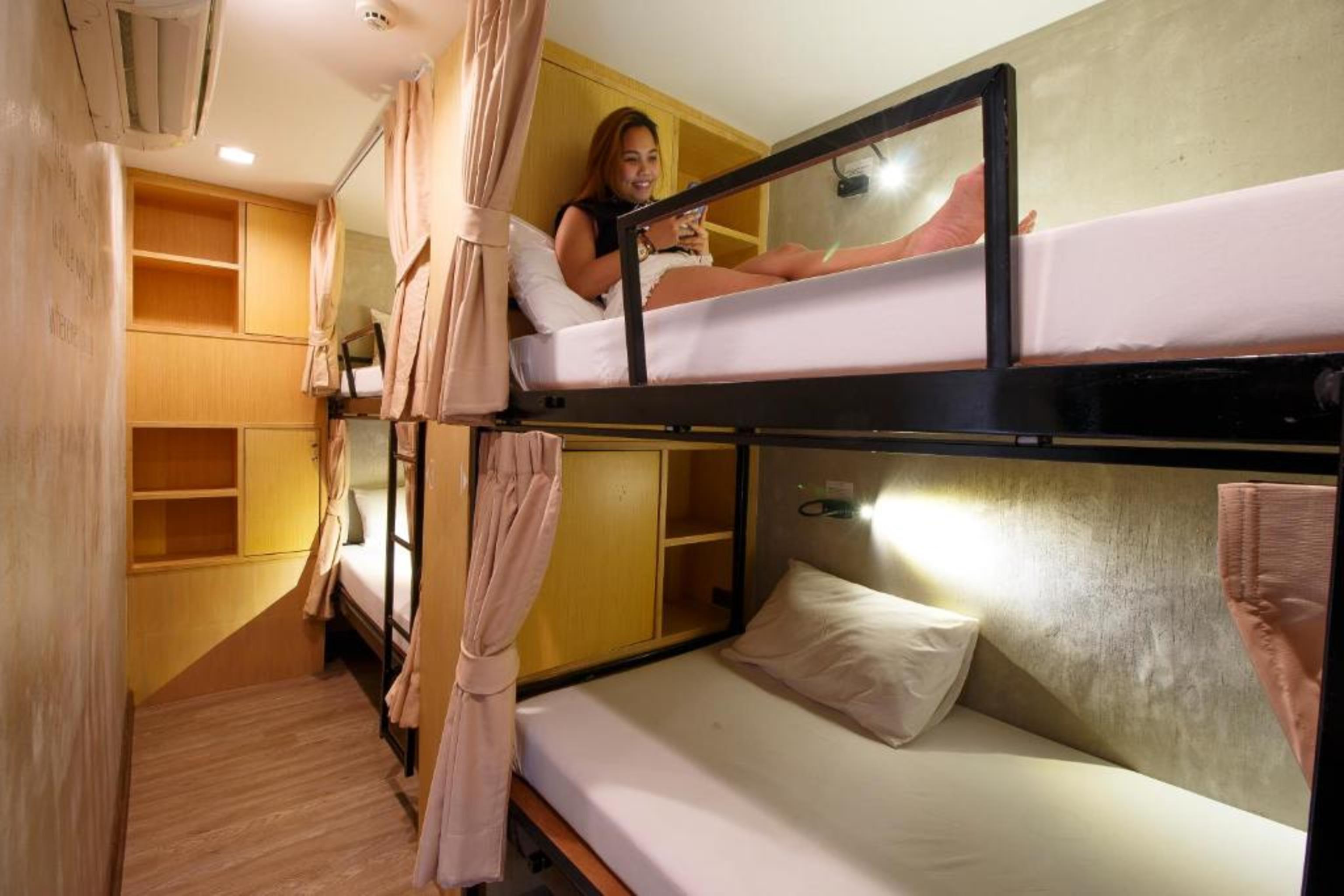 Cazz Hostel Bangkok Extérieur photo
