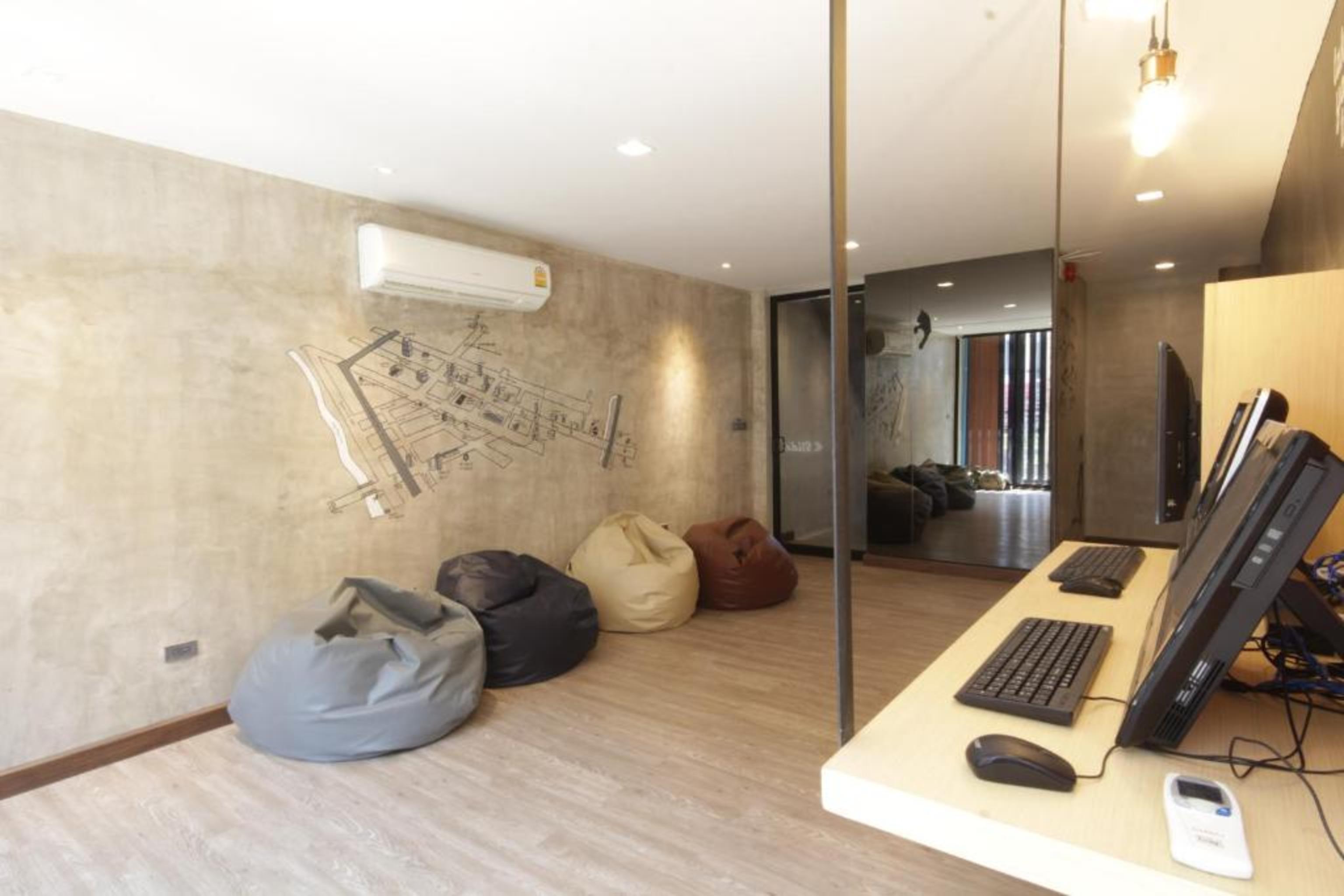 Cazz Hostel Bangkok Extérieur photo