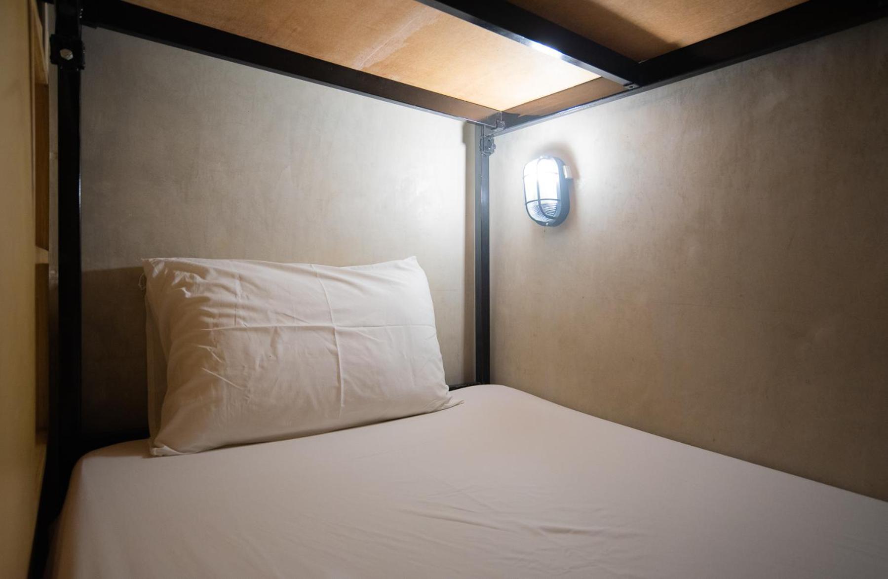 Cazz Hostel Bangkok Extérieur photo
