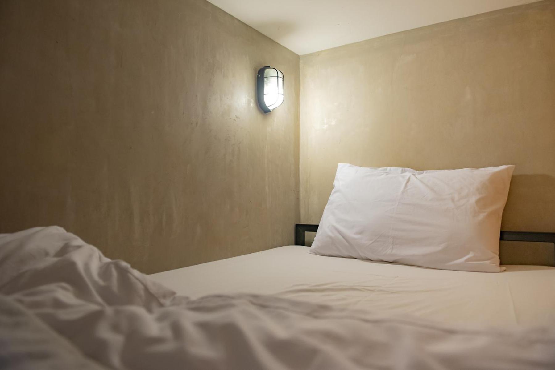 Cazz Hostel Bangkok Extérieur photo
