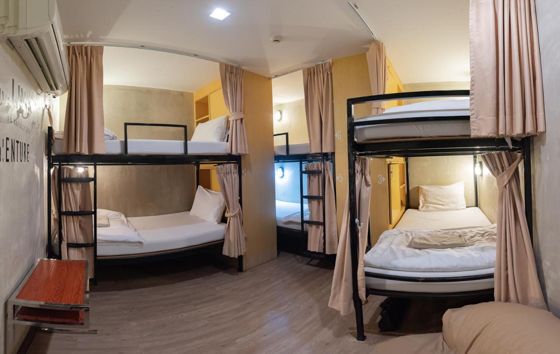 Cazz Hostel Bangkok Extérieur photo